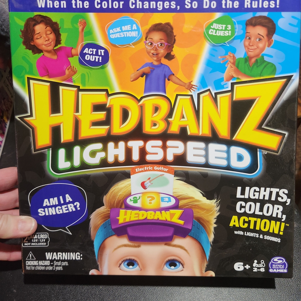 Hedbanz Lightspeed Game for Kids